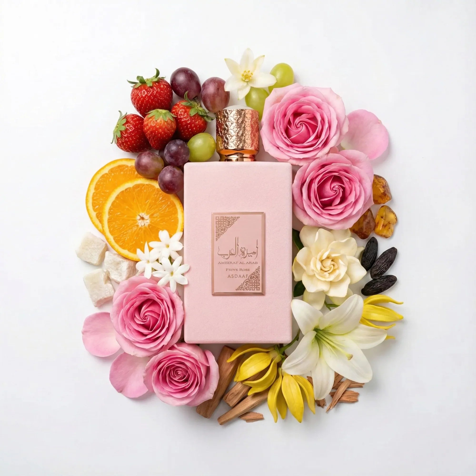 Ameerat_Al_Arab_Prive_Rose_Asdaaf_Eau_de_Parfum_Para_Mujer_Fondo_Blanco_Fresa_Uva