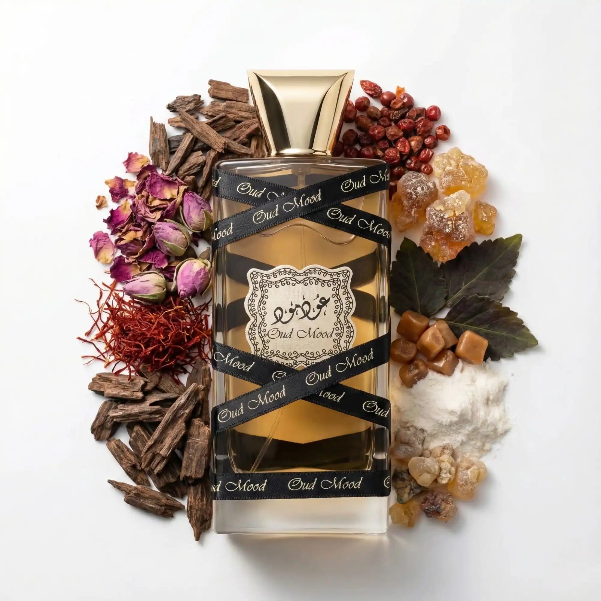 Oud_Mood_Lattafa_Eau_de_Parfum_Unisex_Fondo_Blanco_Rosa_Azafran_Pimiento_Madera_Caramelo_Flores_Pachuli