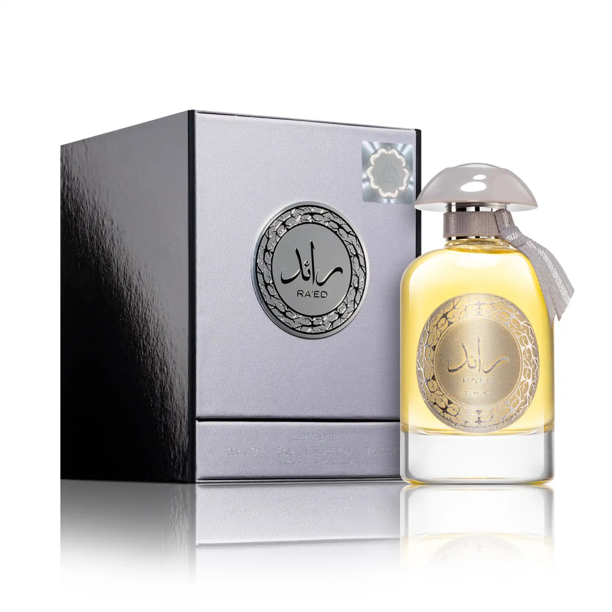 Frasco y caja del Ra'ed Silver Lattafa Eau de Parfum Para Hombre