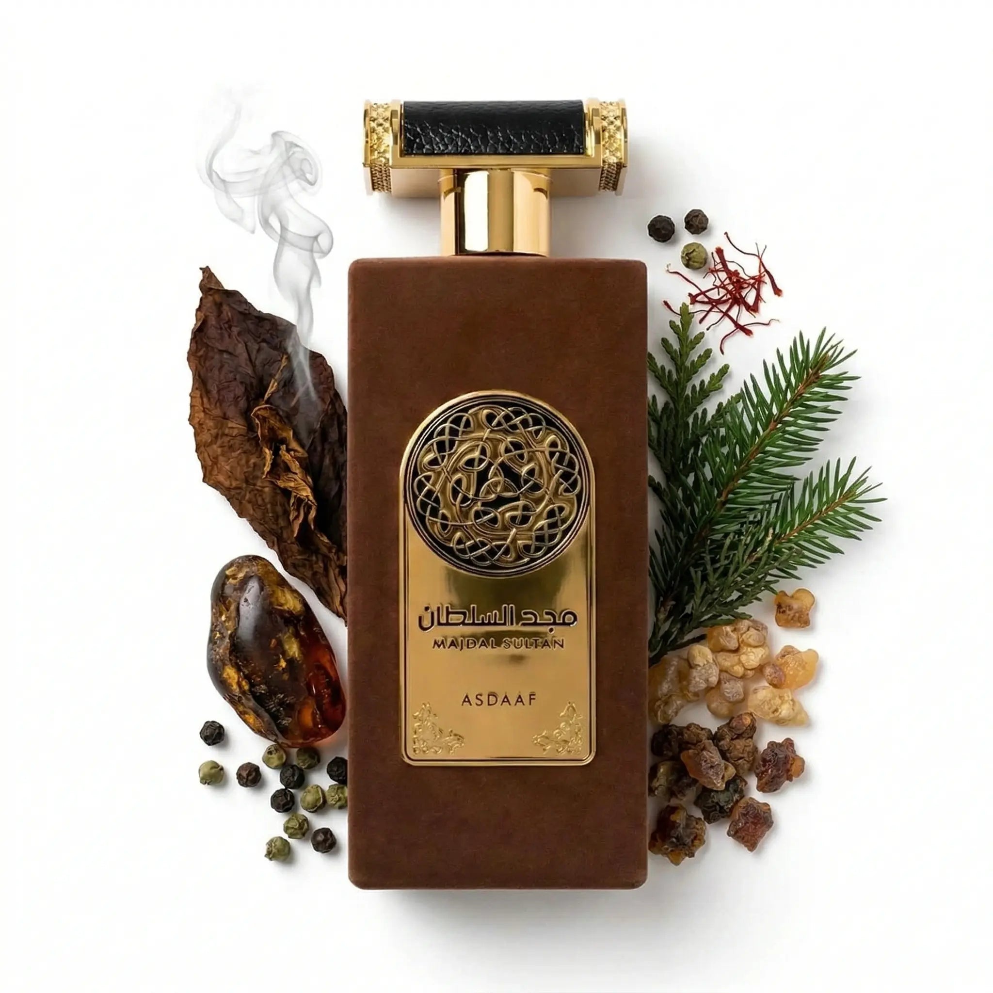 Majd_Al_Sultan_Asdaaf_Eau_de_Parfum_Para_Hombre_Fondo_Blanco_Humo_Tabaco_Pimienta_Azafrán
